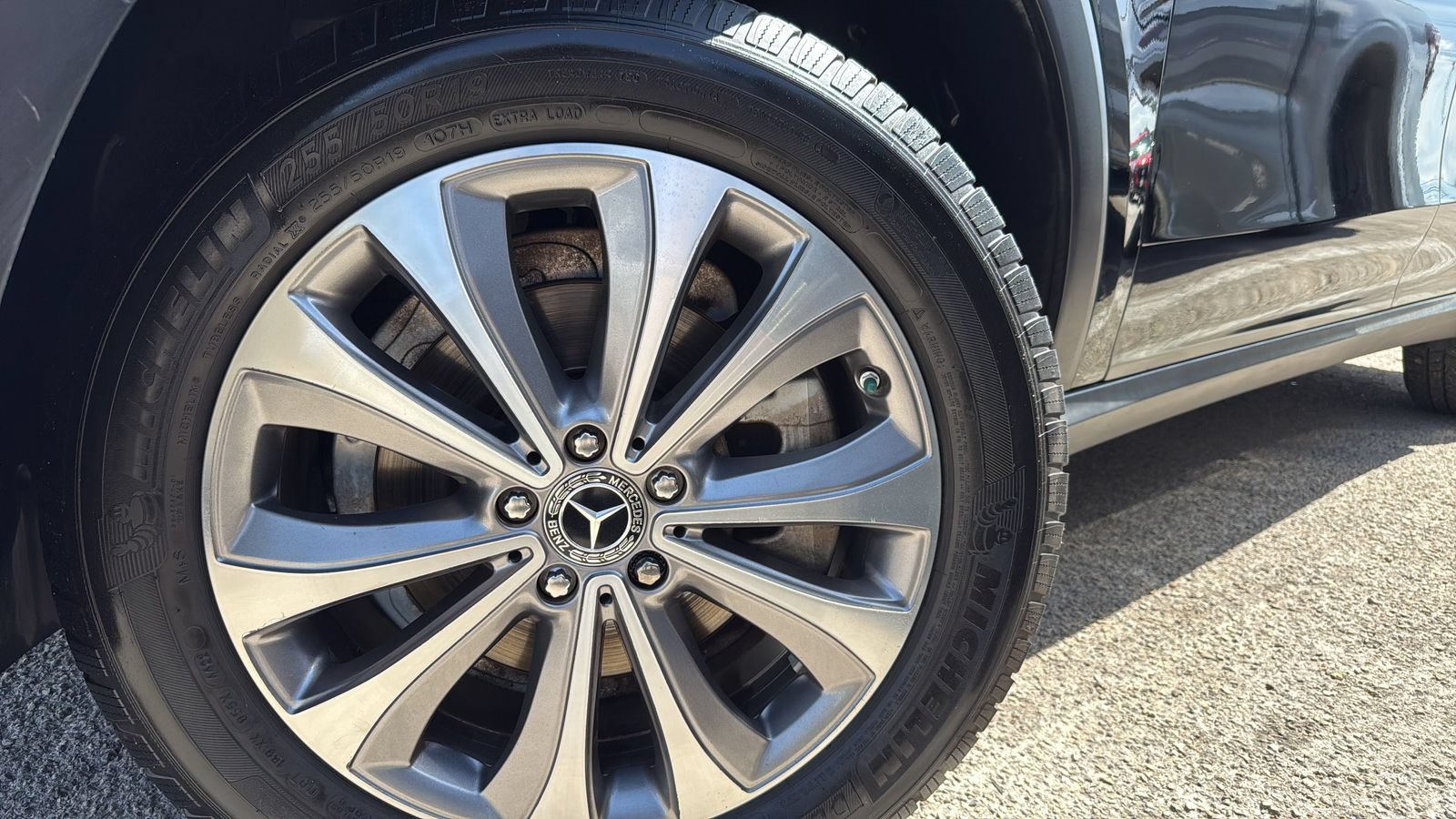 Used 2020 Mercedes-Benz GLE 350 4MATIC w/ Premium Package image 29