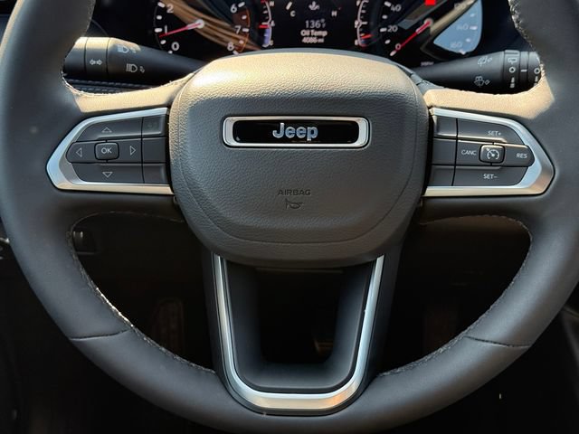 Used 2026 Jeep Compass Latitude AWD/4WD image 27