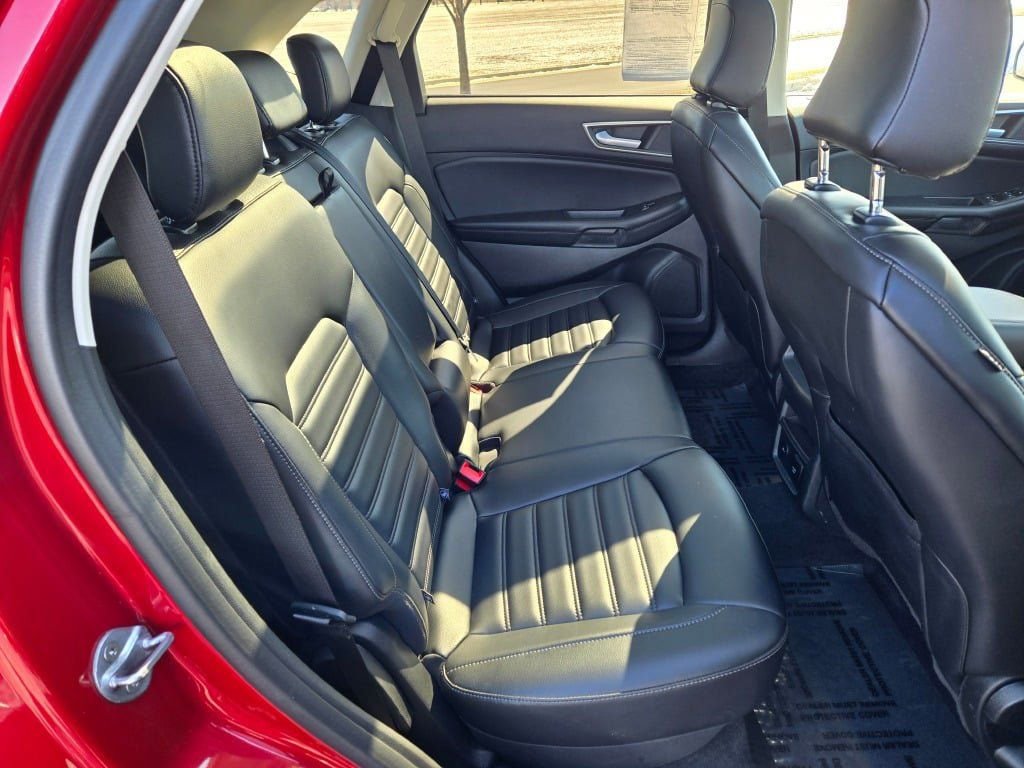 Certified 2024 Ford Edge SEL w/ Convenience Package image 13