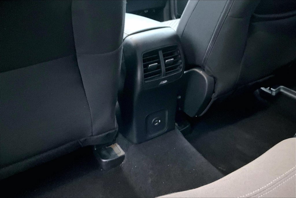 Certified 2022 Ford Escape SE AWD/4WD image 32