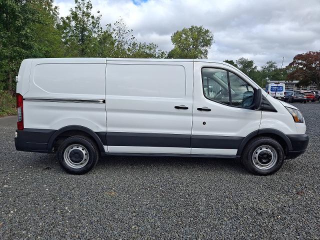 Certified 2017 Ford Transit 150 130 Low Roof RWD image 7
