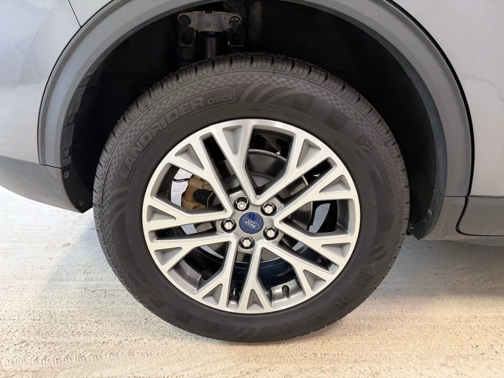Certified 2022 Ford Escape SEL image 10