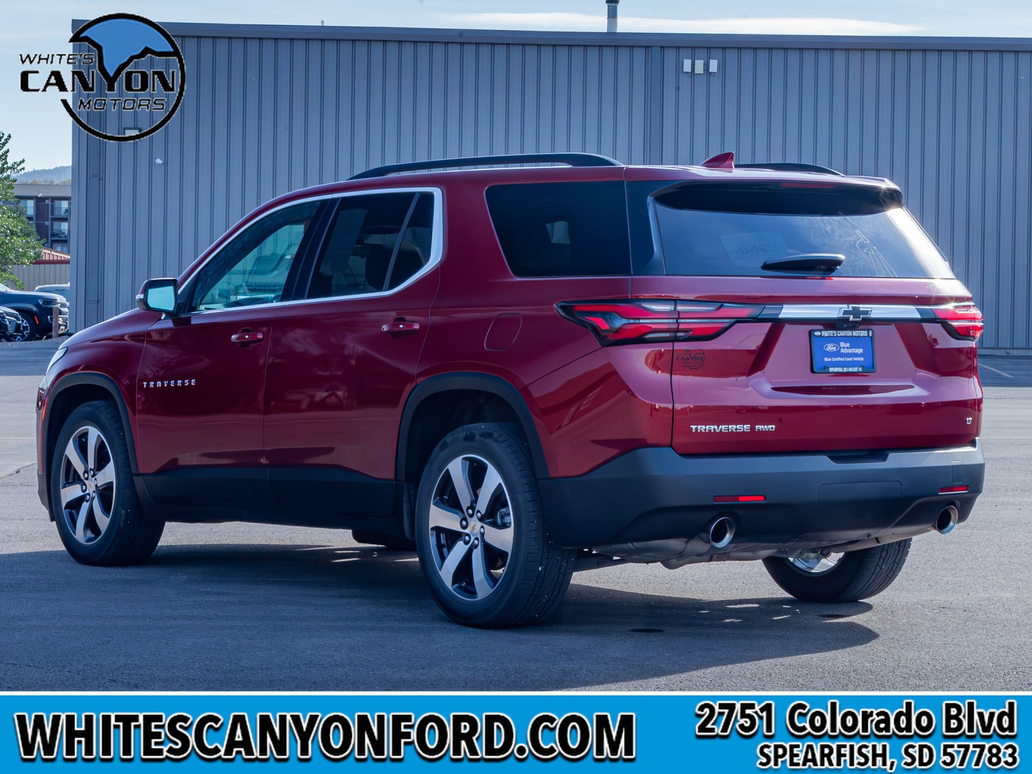 Used 2023 Chevrolet Traverse LT w/ LT Premium Package AWD/4WD image 7