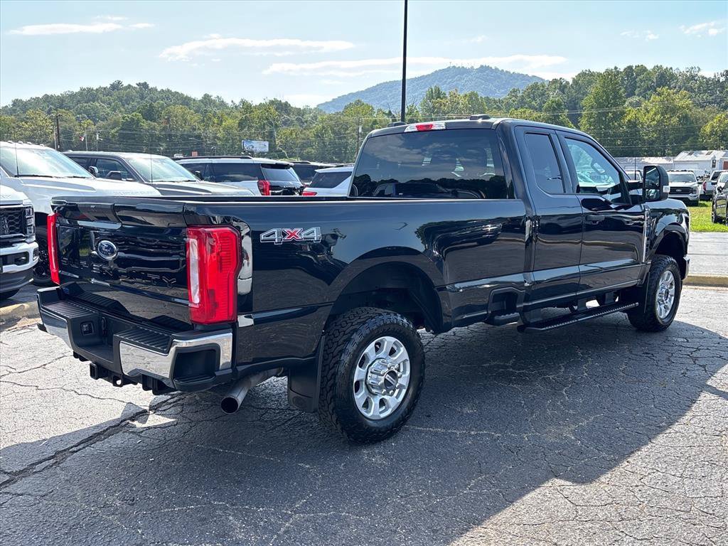 Certified 2024 Ford F250 XLT AWD/4WD image 8