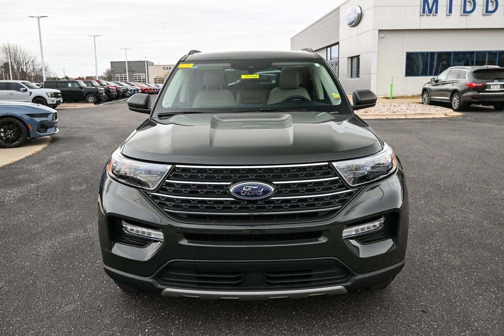 Certified 2023 Ford Explorer XLT w/ Equipment Group 202A image 12