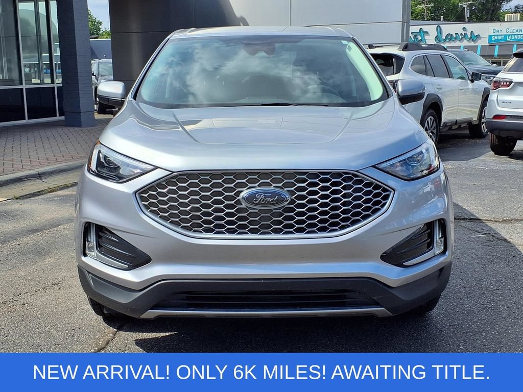 Certified 2024 Ford Edge SEL w/ Convenience Package AWD/4WD image 5