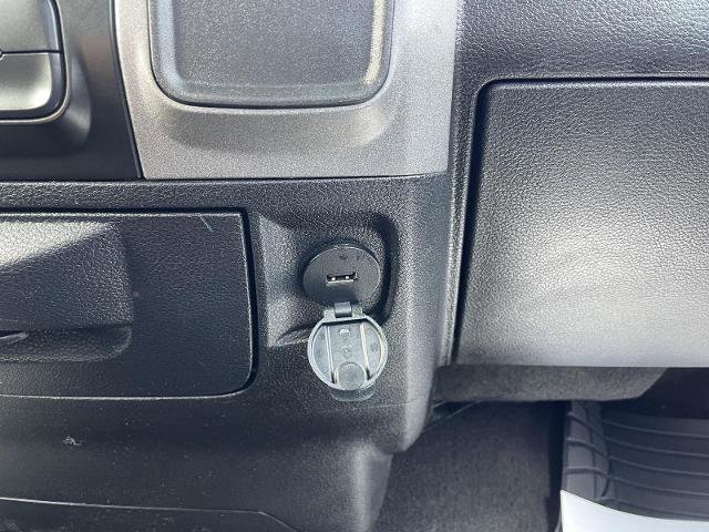 Used 2017 RAM 1500 Tradesman w/ Power & Remote Entry Group image 24