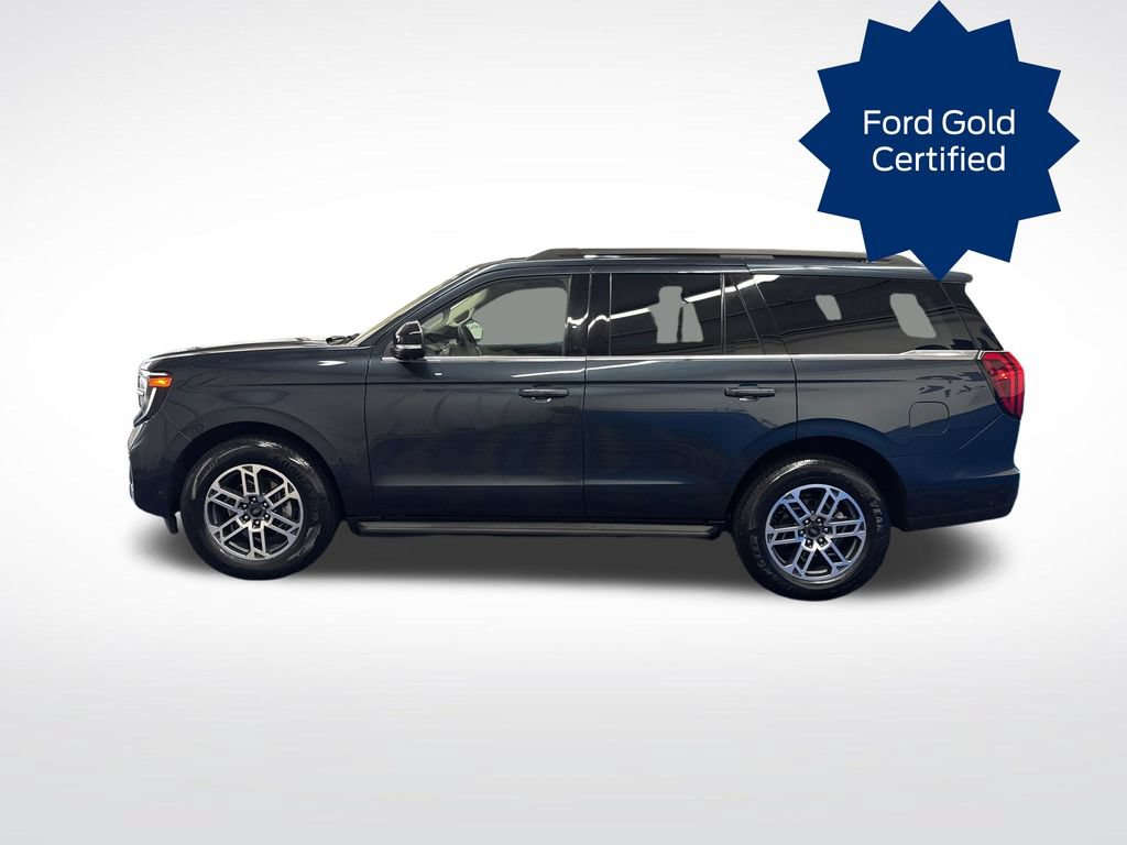 Certified 2025 Ford Expedition Active AWD/4WD image 2