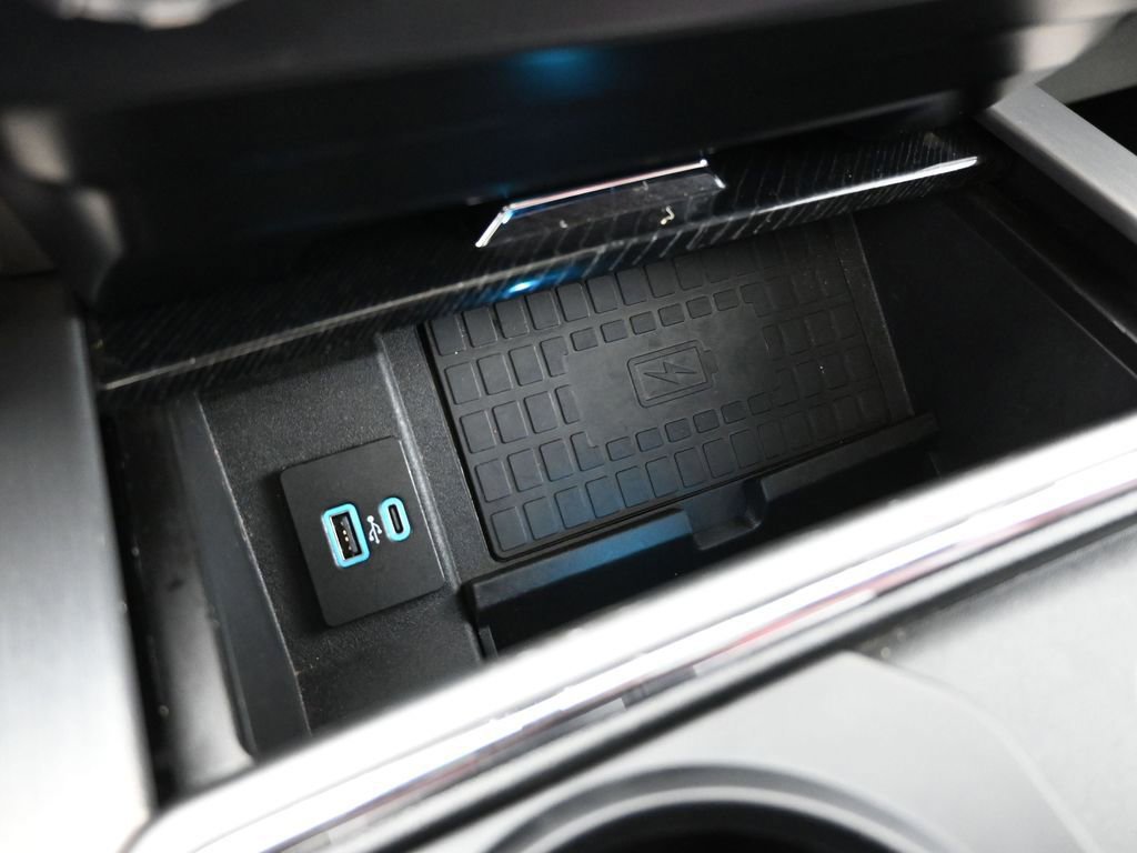 Certified 2022 Ford F250 Platinum w/ Tremor Off-Road Package image 44