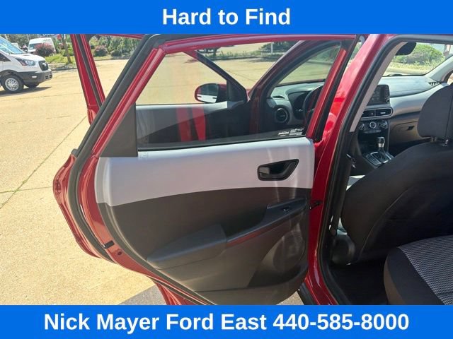 Used 2020 Hyundai Kona SEL Plus AWD/4WD image 14