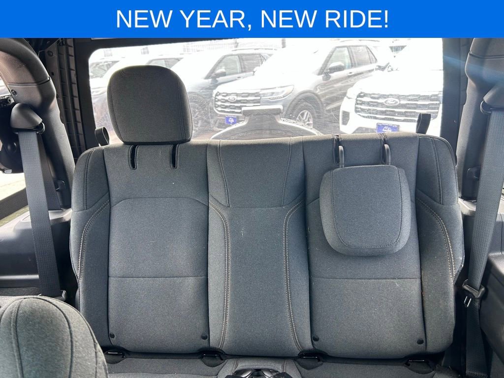 Used 2024 Jeep Wrangler Sport image 19