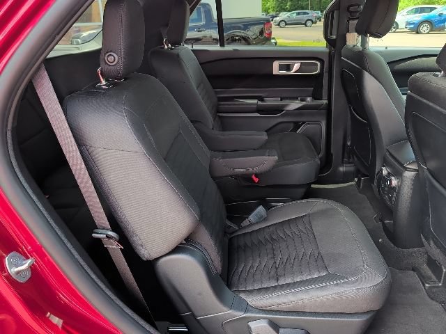 Certified 2020 Ford Explorer XLT w/ Comfort Package AWD/4WD image 26