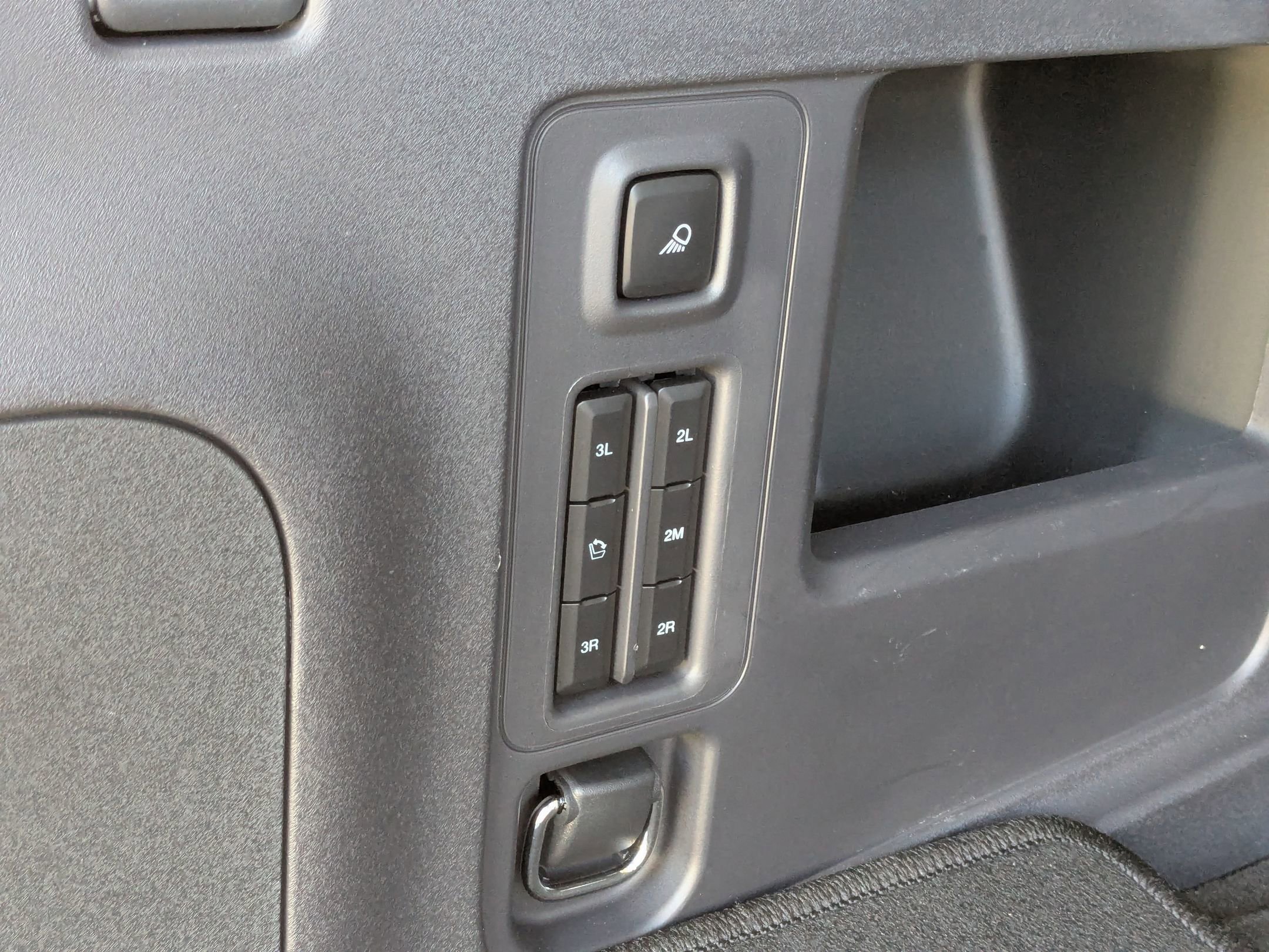 Certified 2025 Ford Expedition Platinum w/ Platinum Ultimate Package image 37