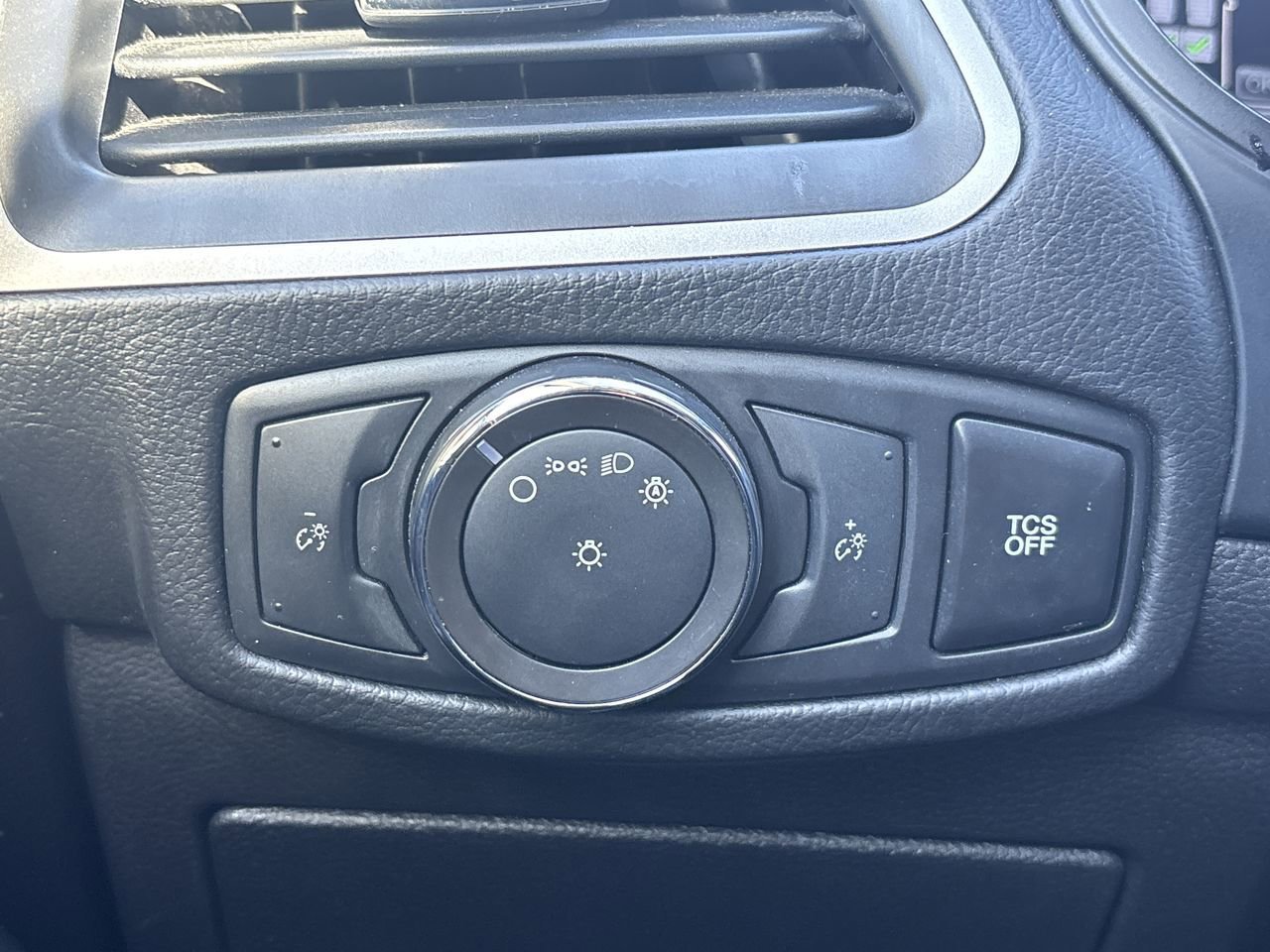 Certified 2022 Ford Edge SEL image 19