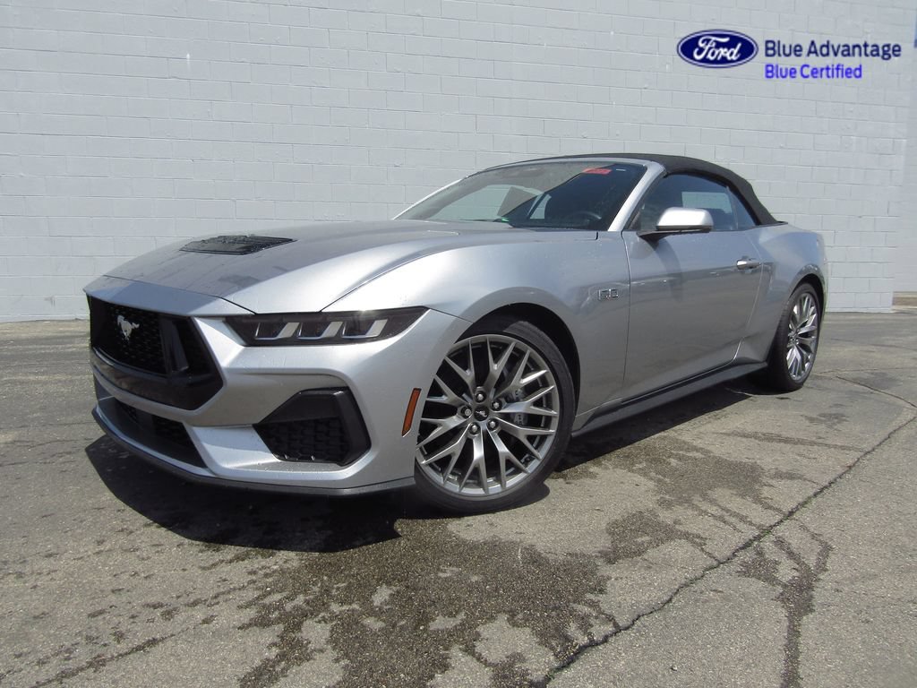 Certified 2025 Ford Mustang GT Premium RWD image 39
