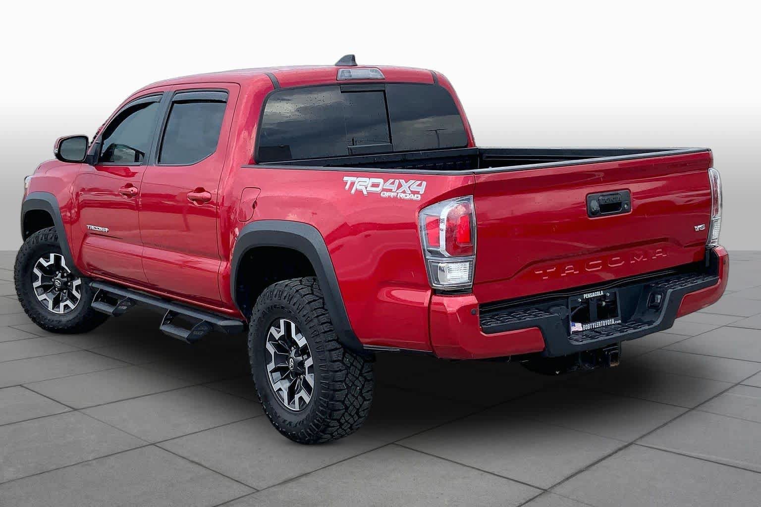 Used 2022 Toyota Tacoma TRD Off-Road w/ Technology Package AWD/4WD image 11