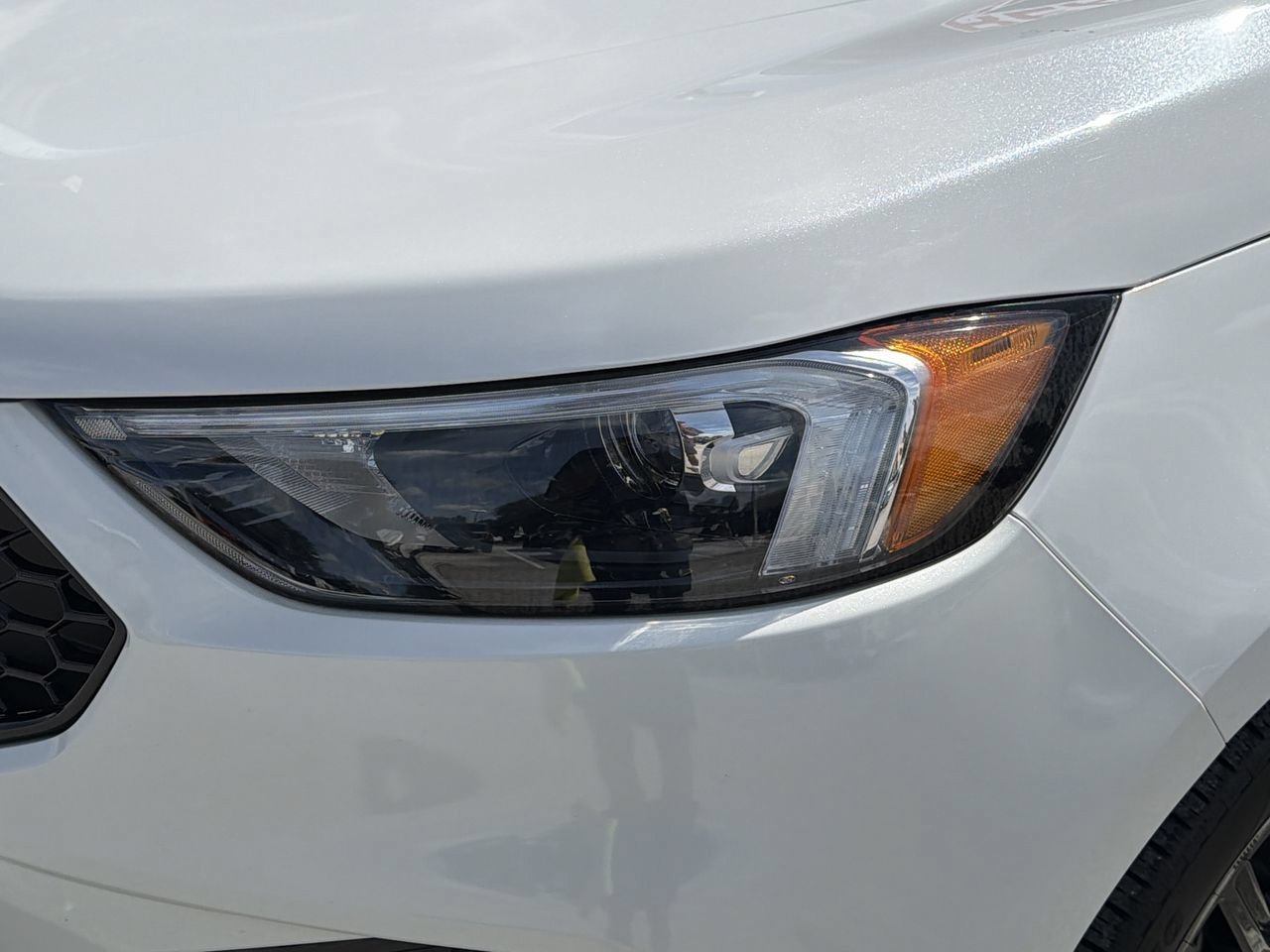Certified 2024 Ford Edge ST-Line AWD/4WD image 6