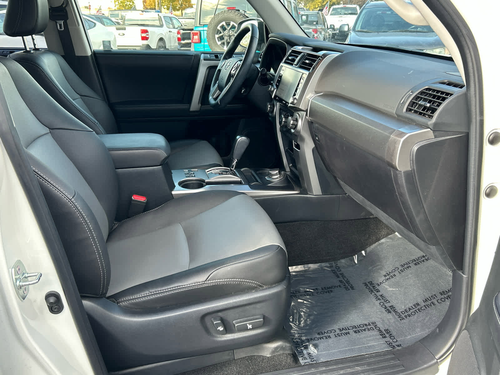 Used 2023 Toyota 4Runner SR5 Premium w/ Moonroof Package image 19