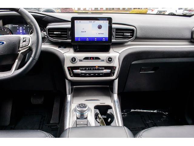 Certified 2024 Ford Explorer XLT w/ Equipment Group 202A AWD/4WD image 15