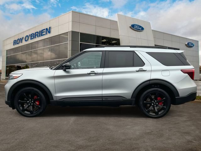 Certified 2024 Ford Explorer ST w/ Equipment Group 401A image 2