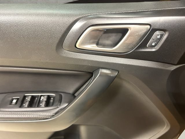 Certified 2022 Ford Ranger Lariat w/ Tremor Off-Road Package AWD/4WD image 12