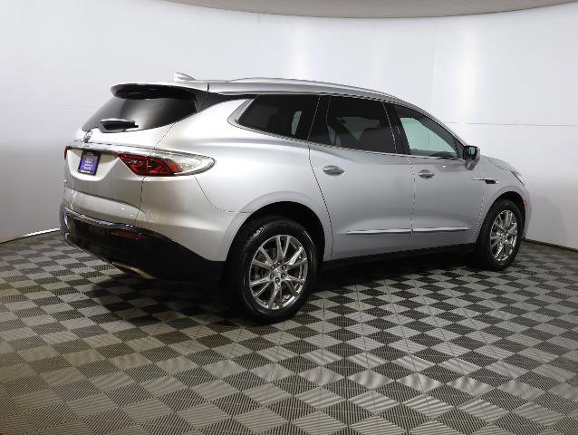 Used 2022 Buick Enclave Premium w/ Experience Buick Package image 4