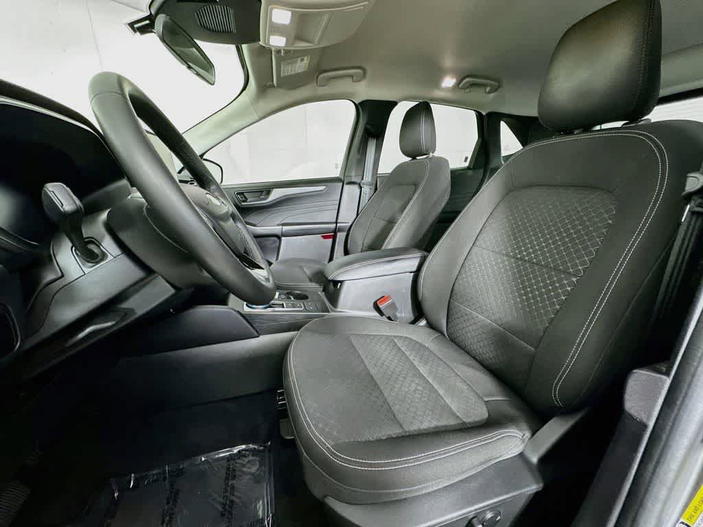 Certified 2023 Ford Escape Active FWD image 15