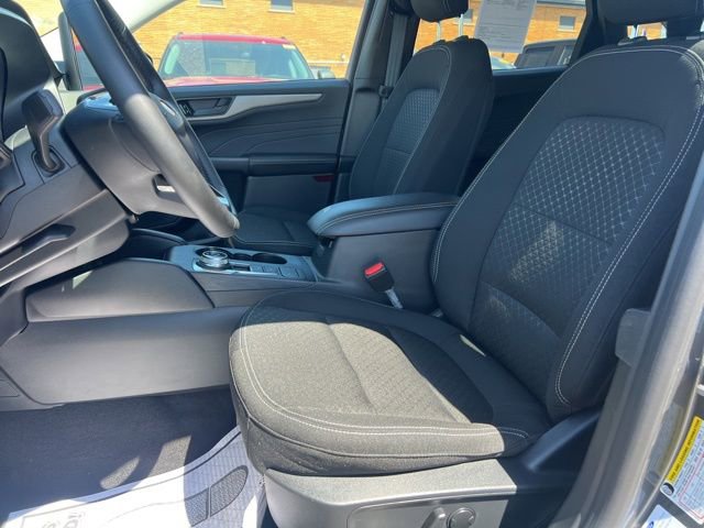 Certified 2024 Ford Escape Active AWD/4WD image 17