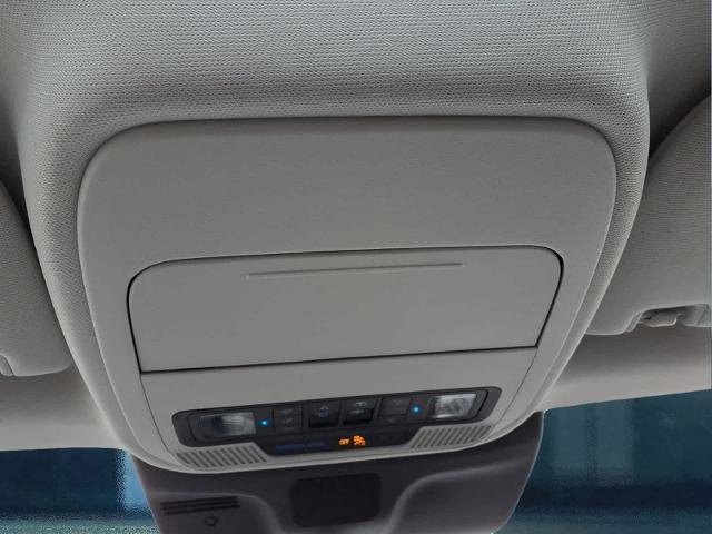Certified 2025 Ford Expedition Active AWD/4WD image 39