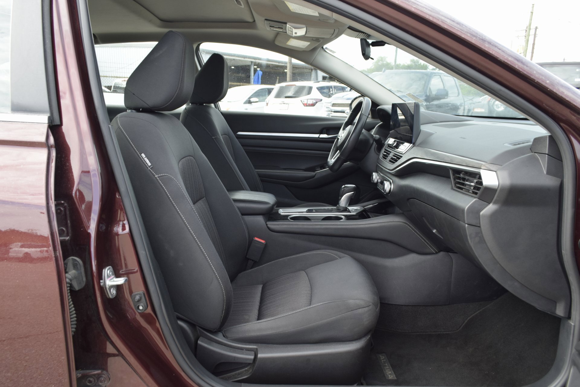 Used 2023 Nissan Altima 2.5 SV w/ SV Premium Package image 24