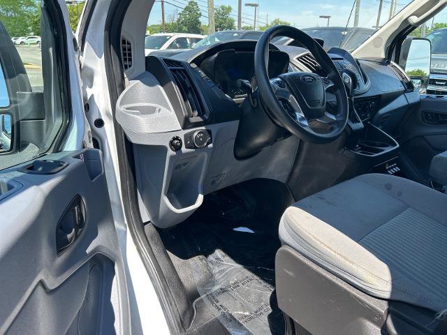 Certified 2019 Ford Transit 350 148 Low Roof RWD image 5