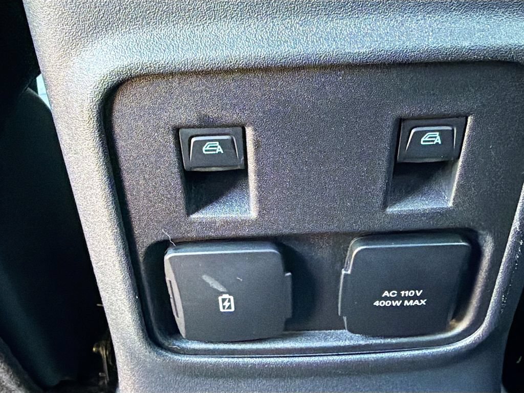 Certified 2023 Ford Bronco Wildtrak AWD/4WD image 28