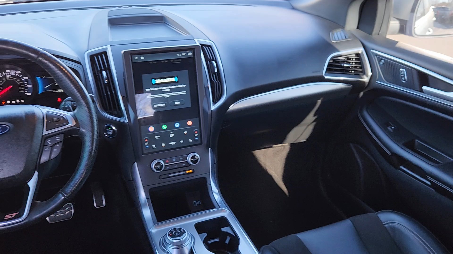 Certified 2022 Ford Edge ST w/ Equipment Group 401A image 18