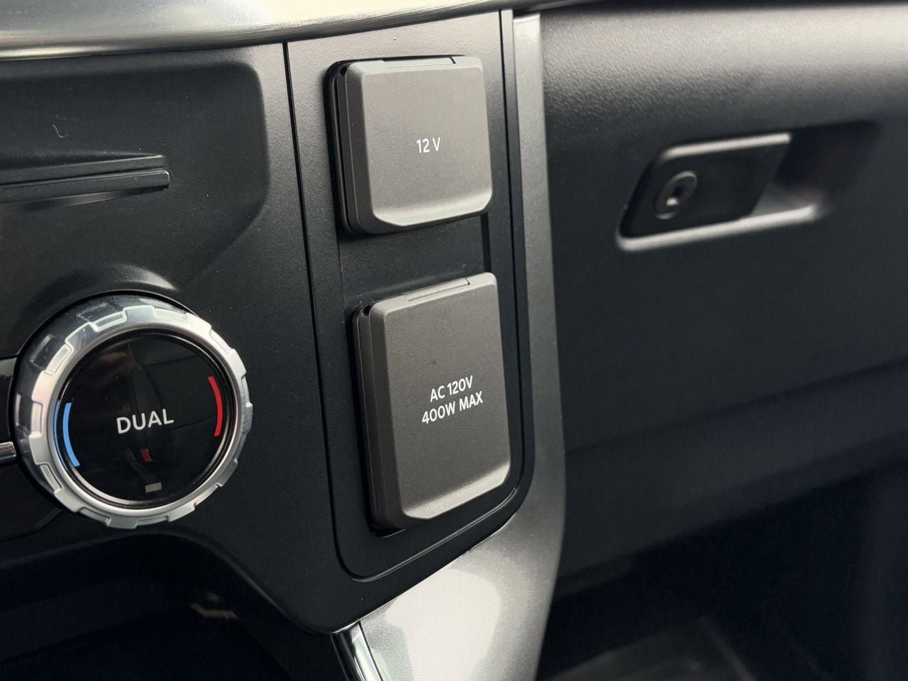 Certified 2023 Ford F150 Lariat AWD/4WD image 23