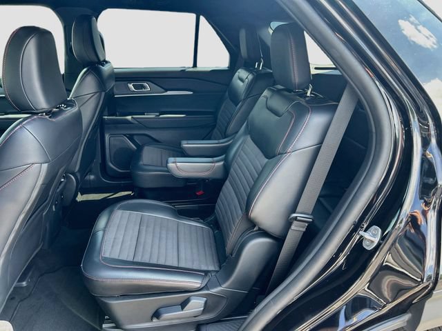 Certified 2025 Ford Explorer ST-Line AWD/4WD image 33