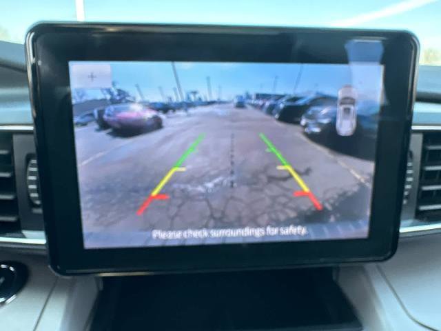 Certified 2023 Ford Explorer XLT w/ Equipment Group 202A image 17