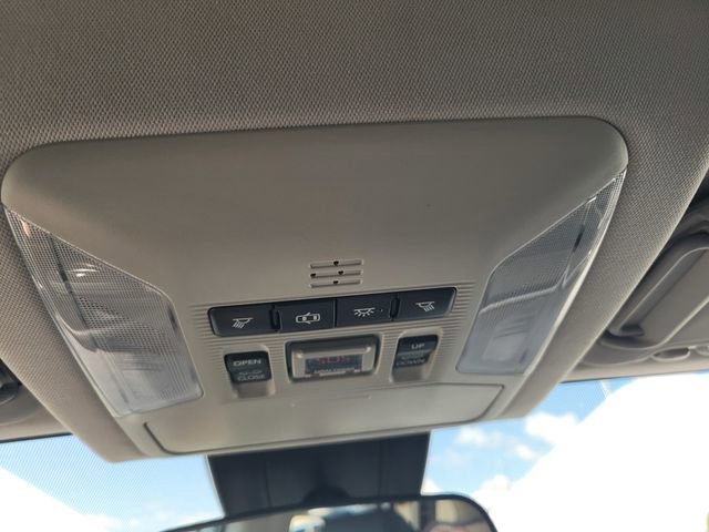 Used 2019 Toyota RAV4 XLE AWD/4WD image 23