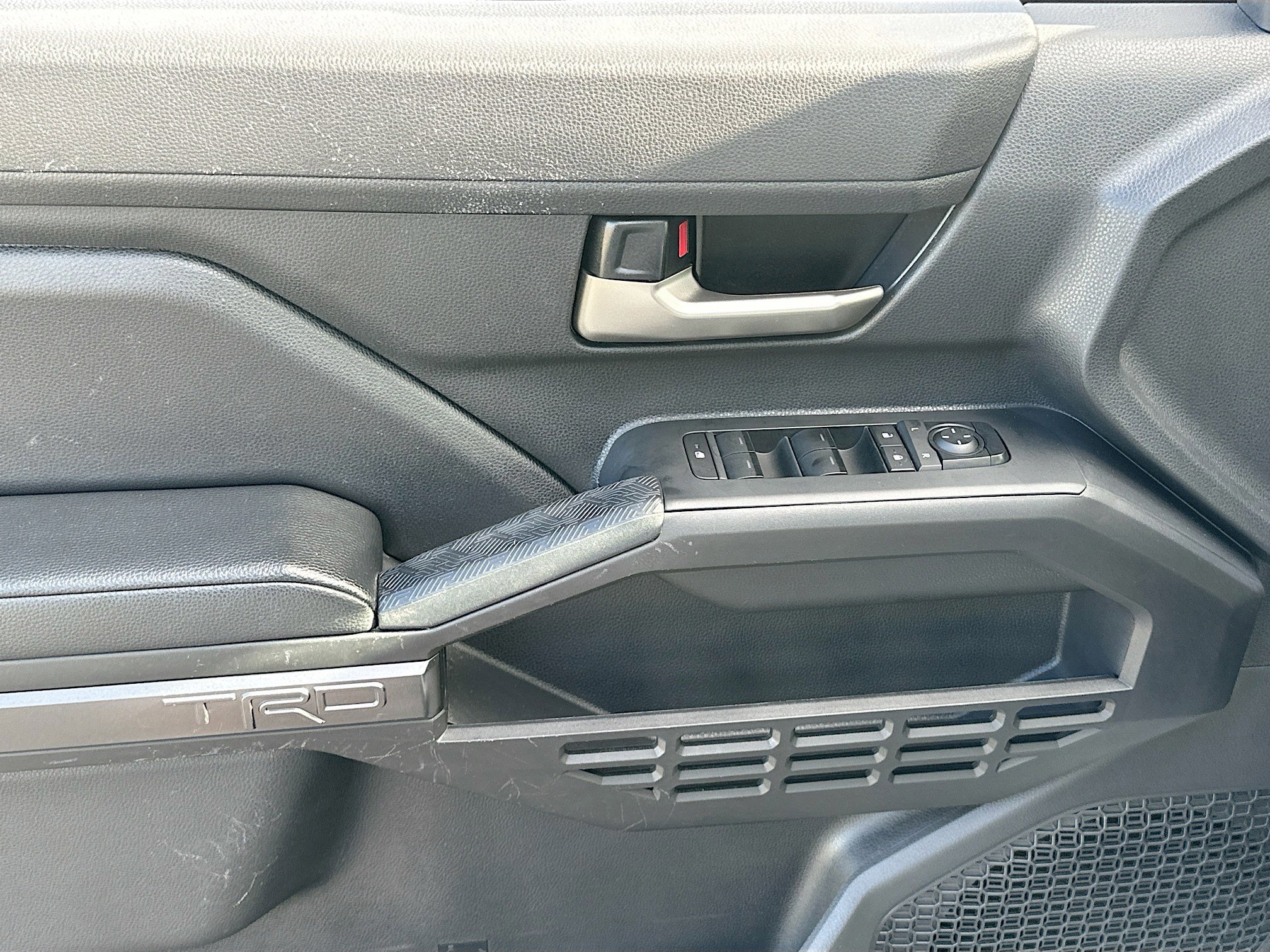 Used 2024 Toyota Tacoma TRD Sport image 18