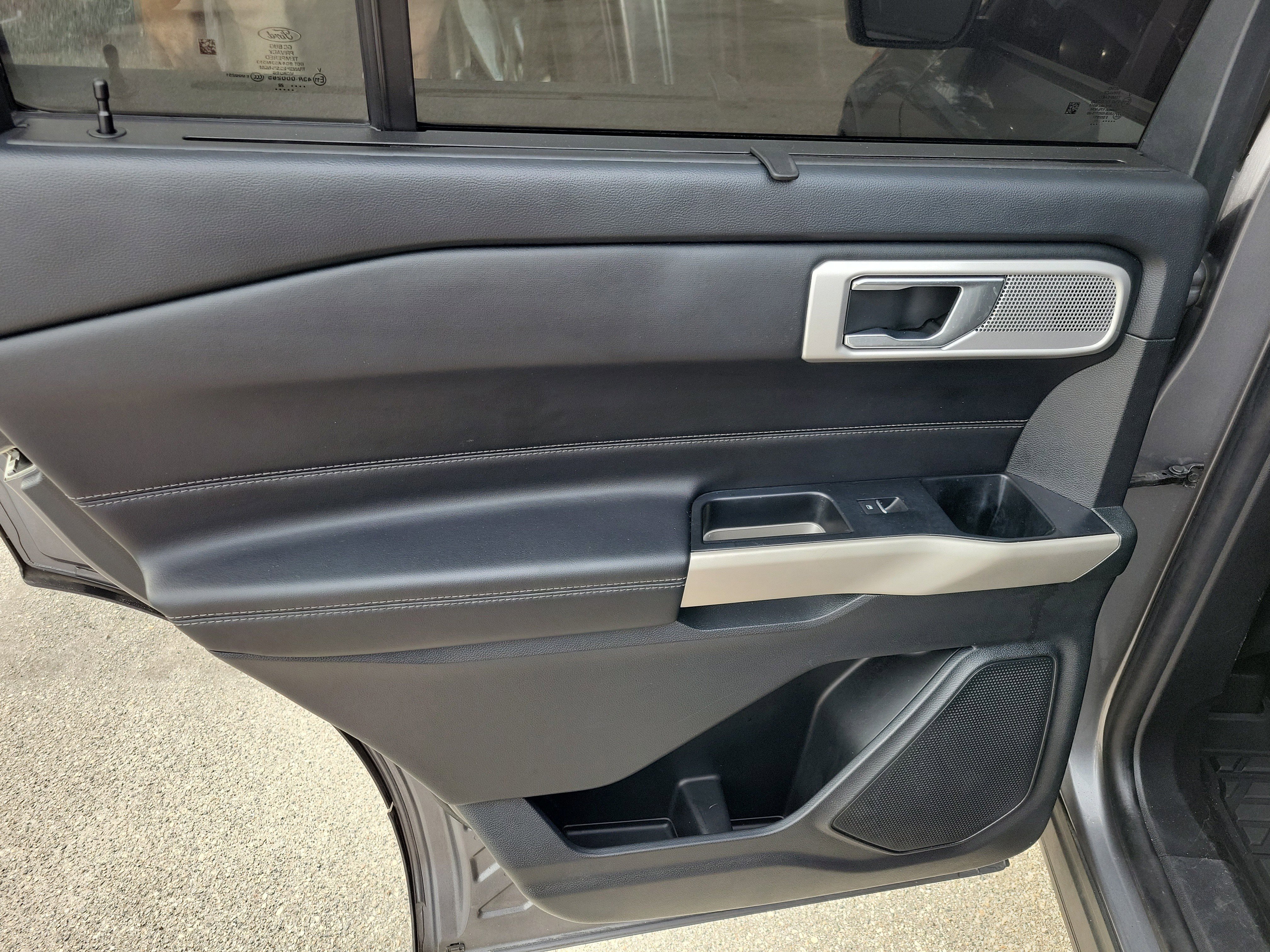 Certified 2022 Ford Explorer Limited image 25