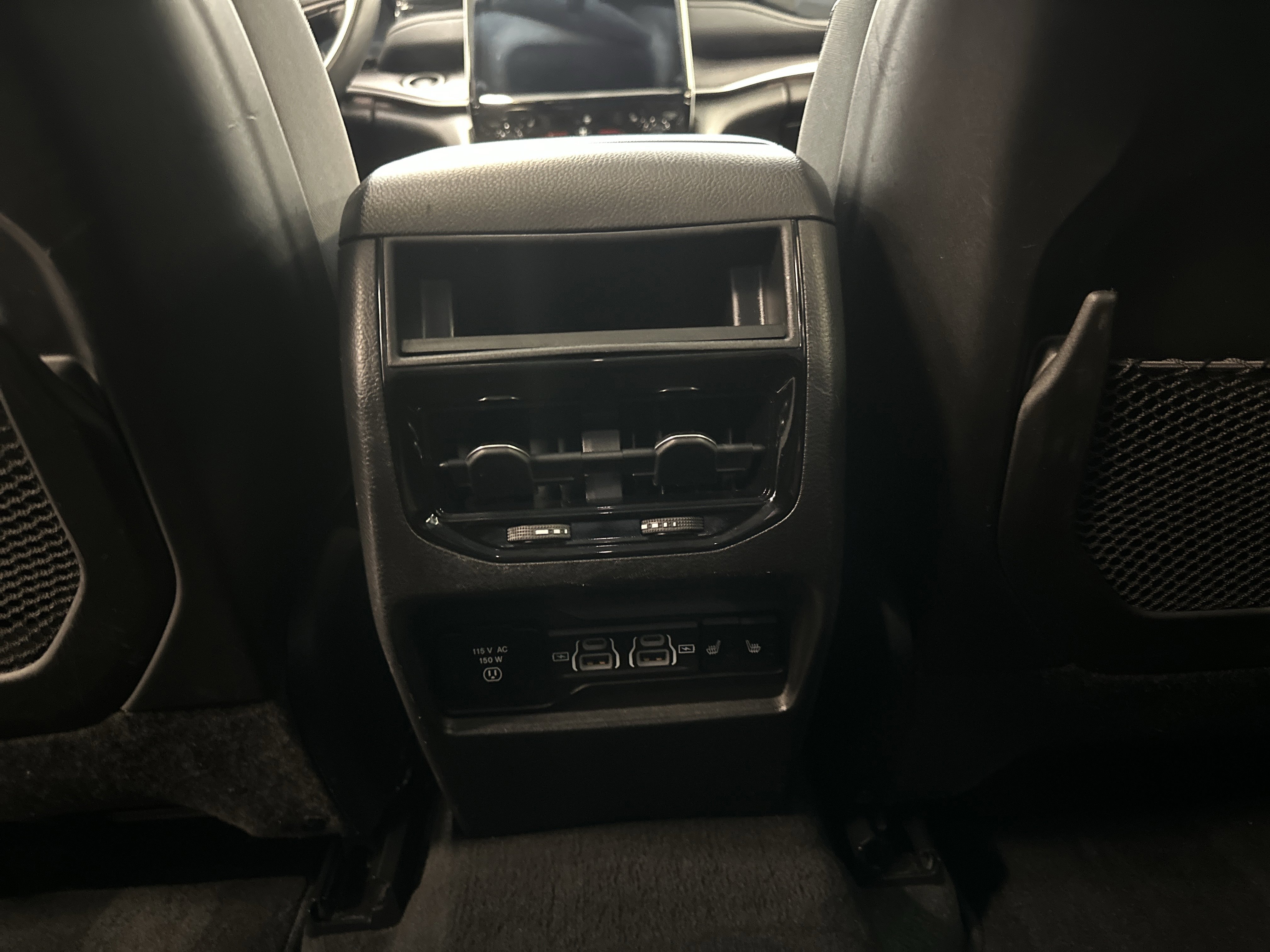 Used 2022 Jeep Grand Cherokee Limited w/ Trailer Tow Prep Group (B) image 29