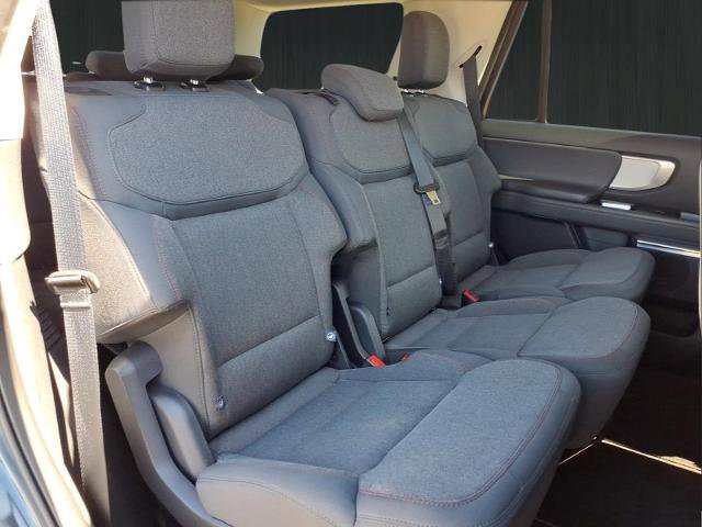 Certified 2025 Ford Expedition Active image 16