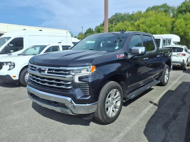 Used 2022 Chevrolet Silverado 1500 LTZ w/ LTZ Premium Package AWD/4WD image 1