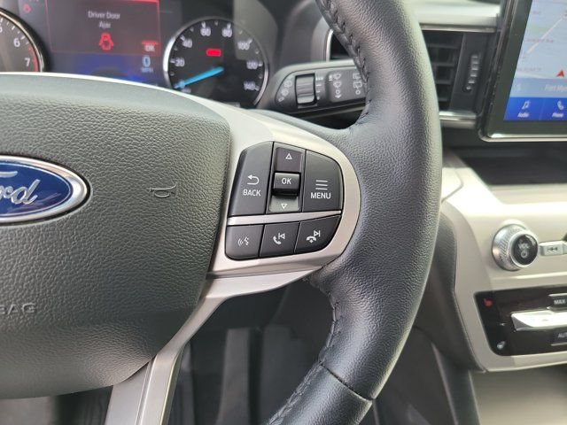 Certified 2022 Ford Explorer XLT w/ Equipment Group 202A RWD image 14