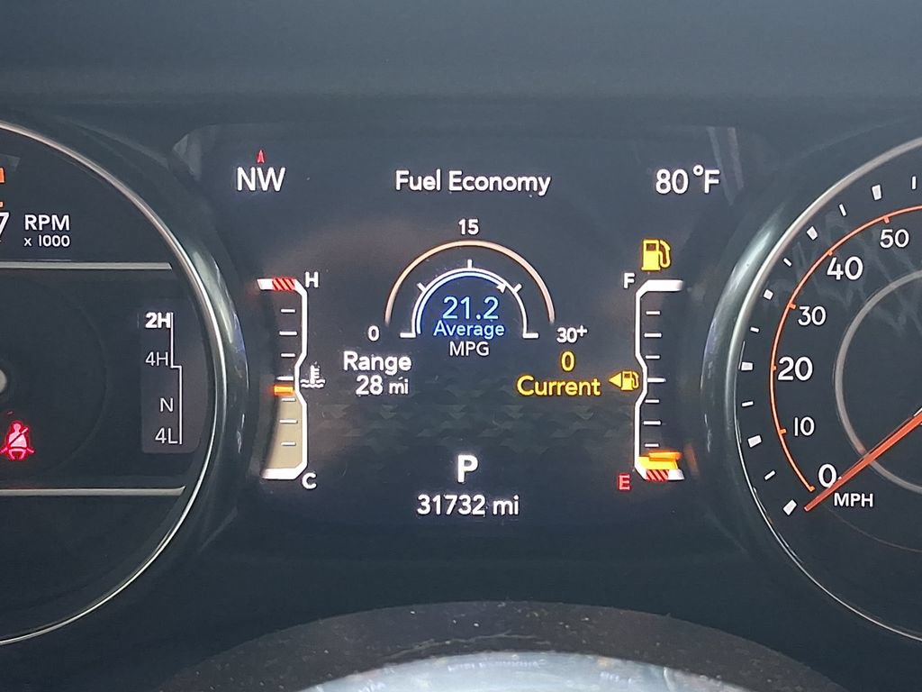 Used 2023 Jeep Wrangler Unlimited Sahara w/ LED Lighting Group AWD/4WD image 22