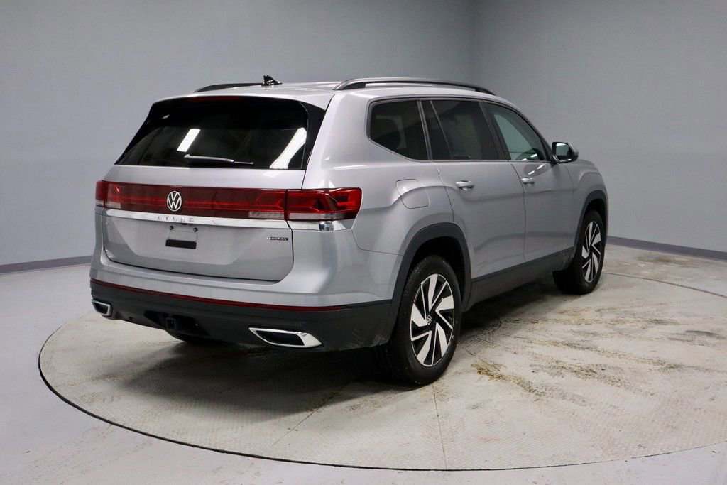 Used 2025 Volkswagen Atlas SE image 5