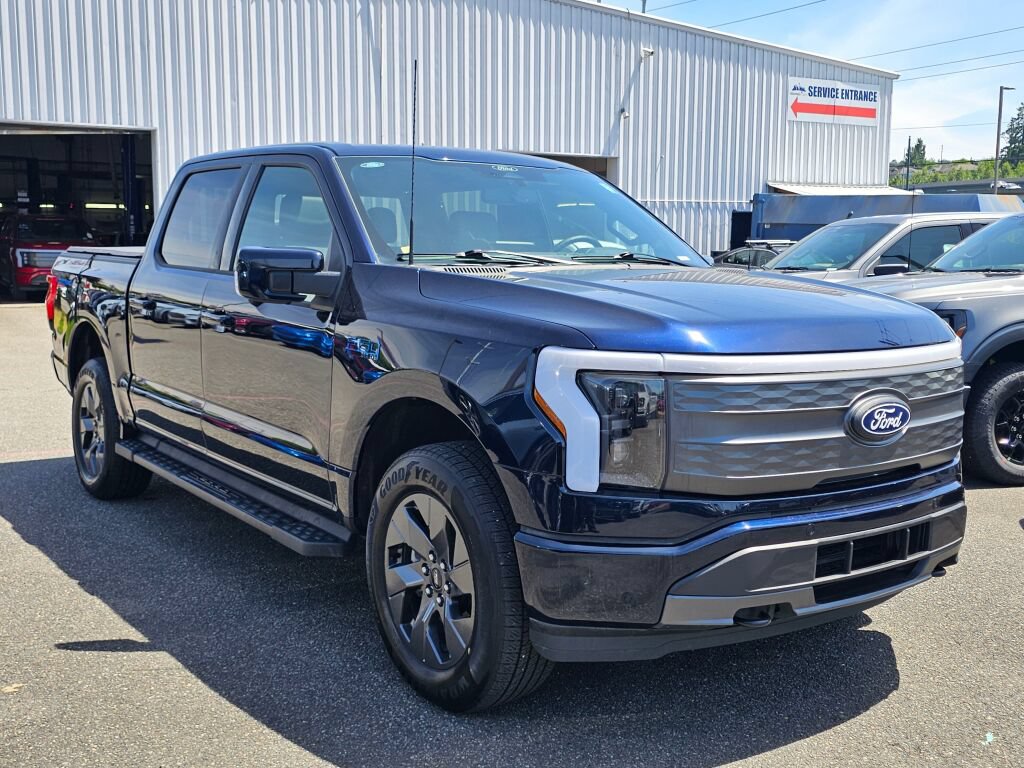 Certified 2025 Ford F150 Lightning Lariat AWD/4WD image 8