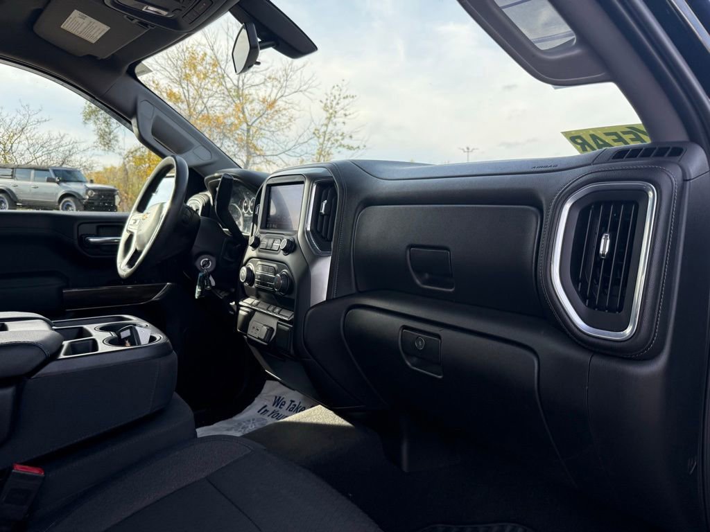 Used 2020 Chevrolet Silverado 1500 LT image 17