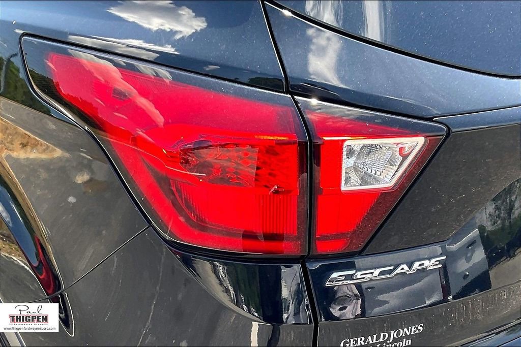 Certified 2019 Ford Escape SE FWD image 29
