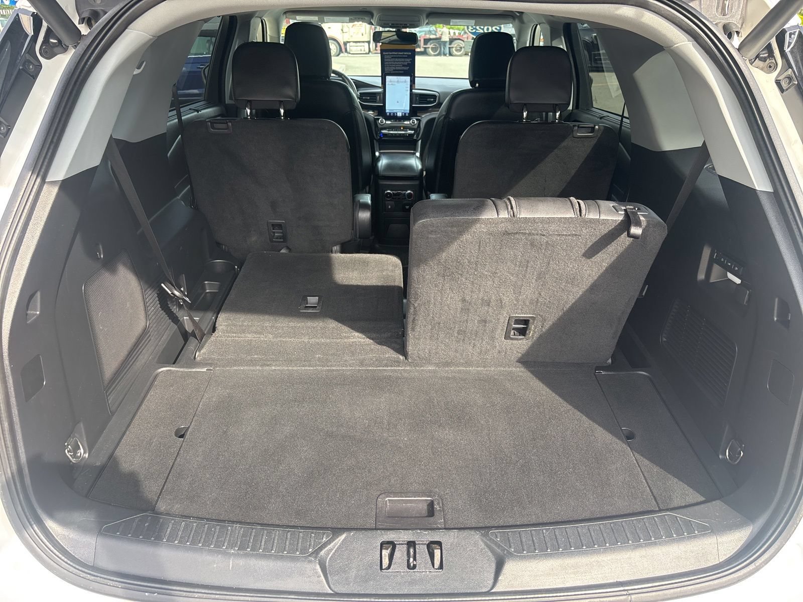 Certified 2023 Ford Explorer Limited w/ Limited Technology Package AWD/4WD image 48