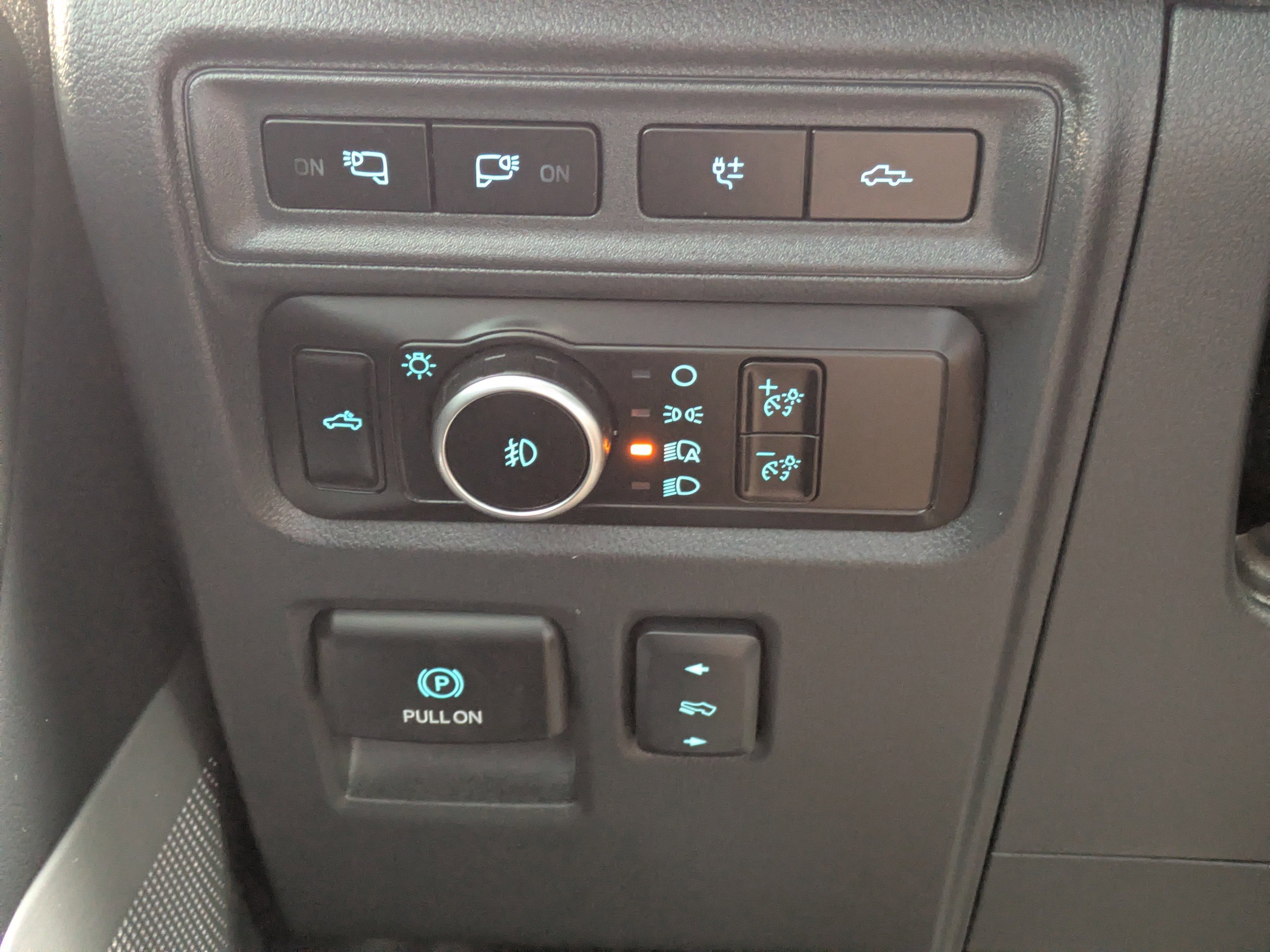 Certified 2024 Ford F150 Raptor AWD/4WD image 30